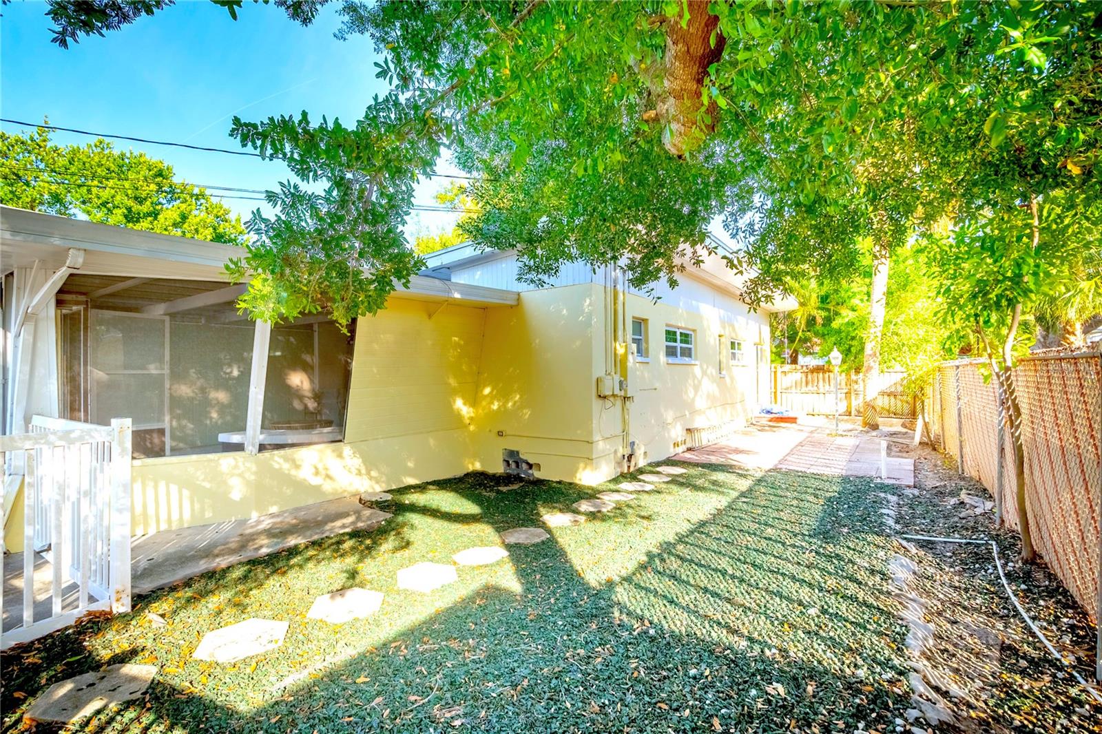 KINYON & WOODS ADD - Residential Income