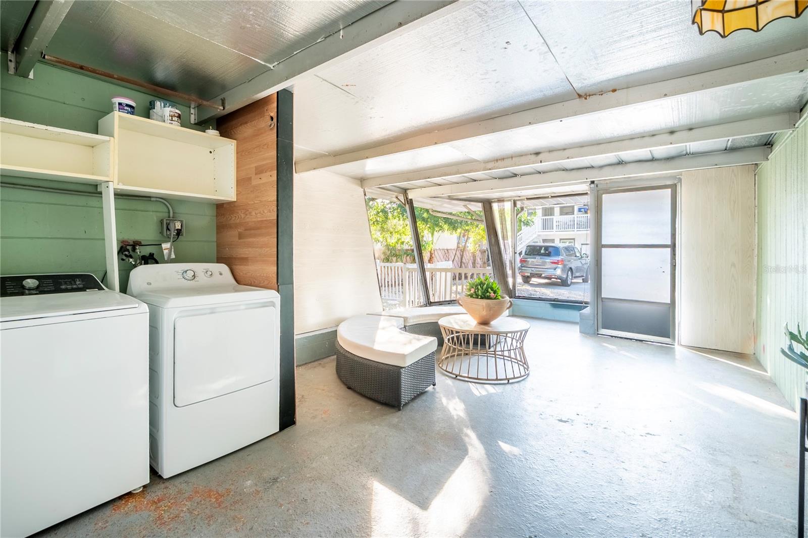 KINYON & WOODS ADD - Residential Income