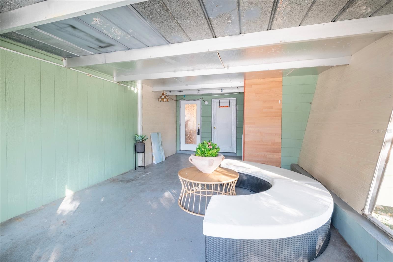 KINYON & WOODS ADD - Residential Income
