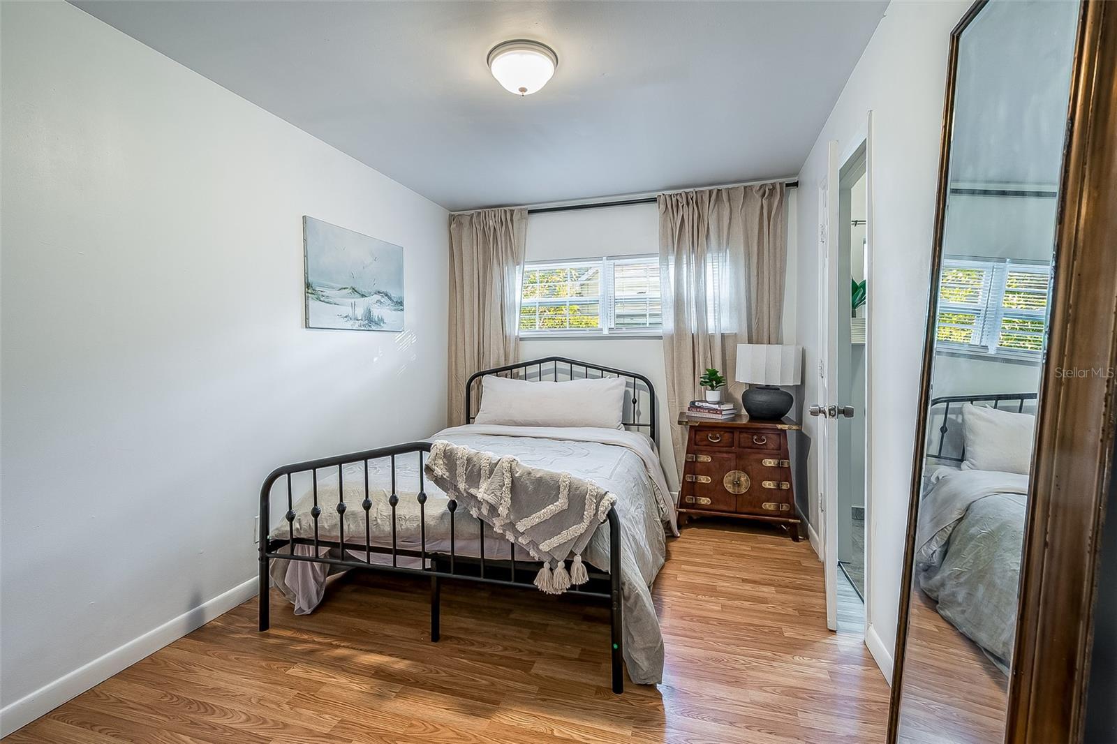 KINYON & WOODS ADD - Residential Income