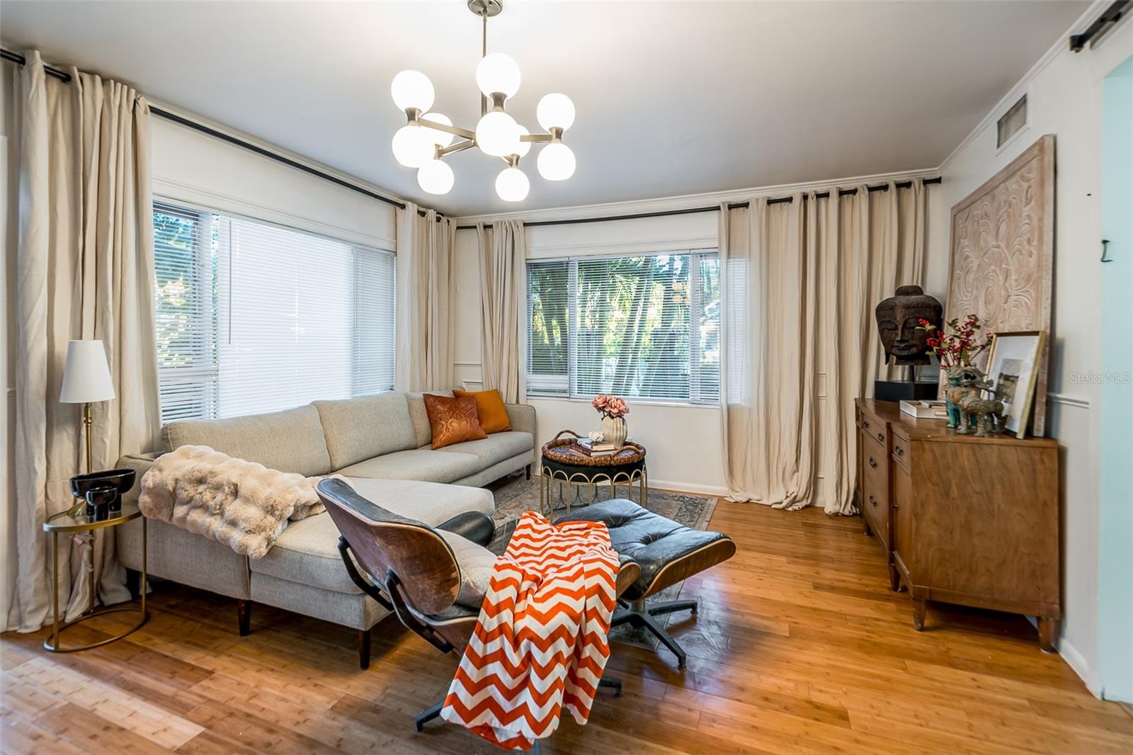 KINYON & WOODS ADD - Residential Income