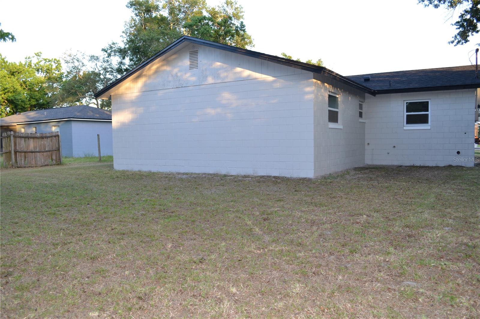 DELTONA LAKES UN 05 - Residential