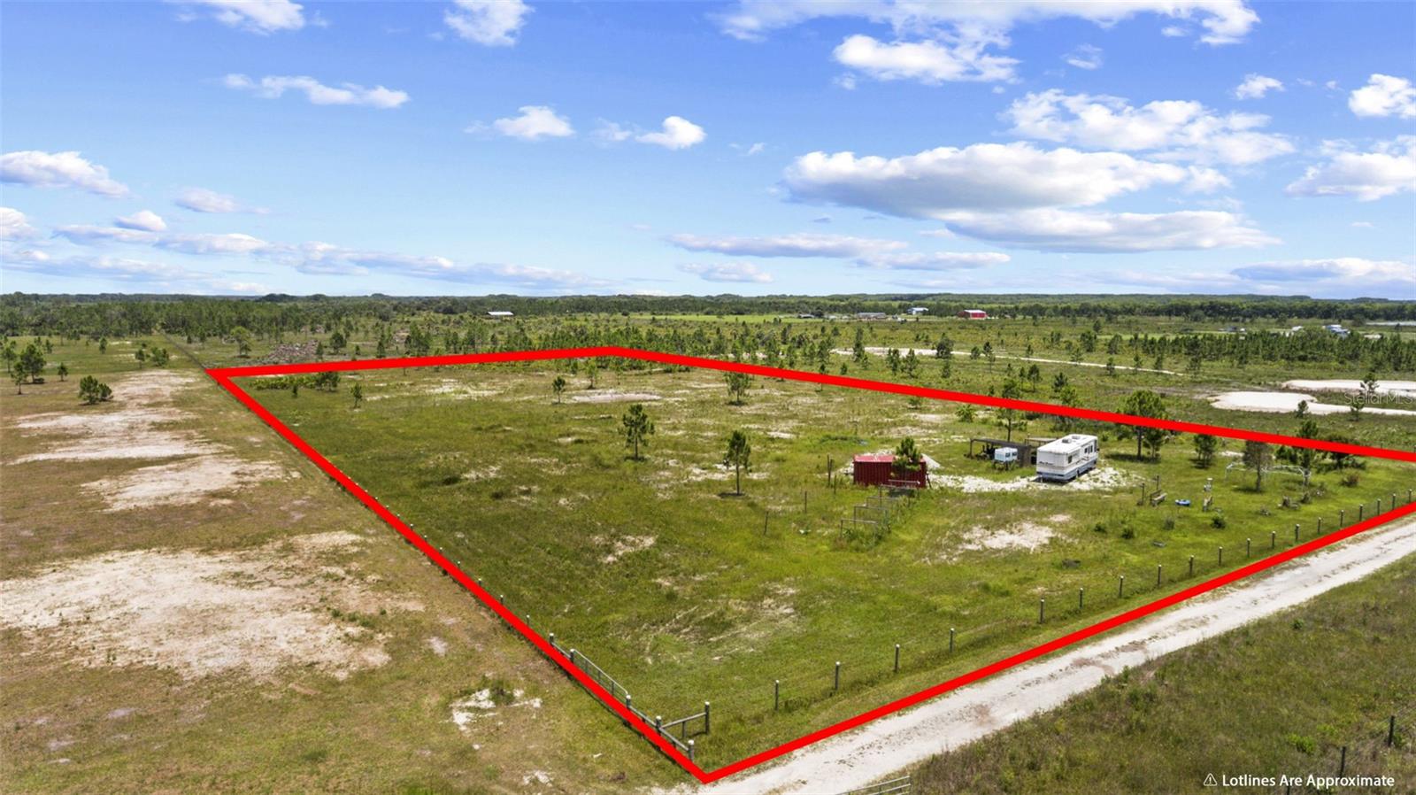 ACREAGE - Land