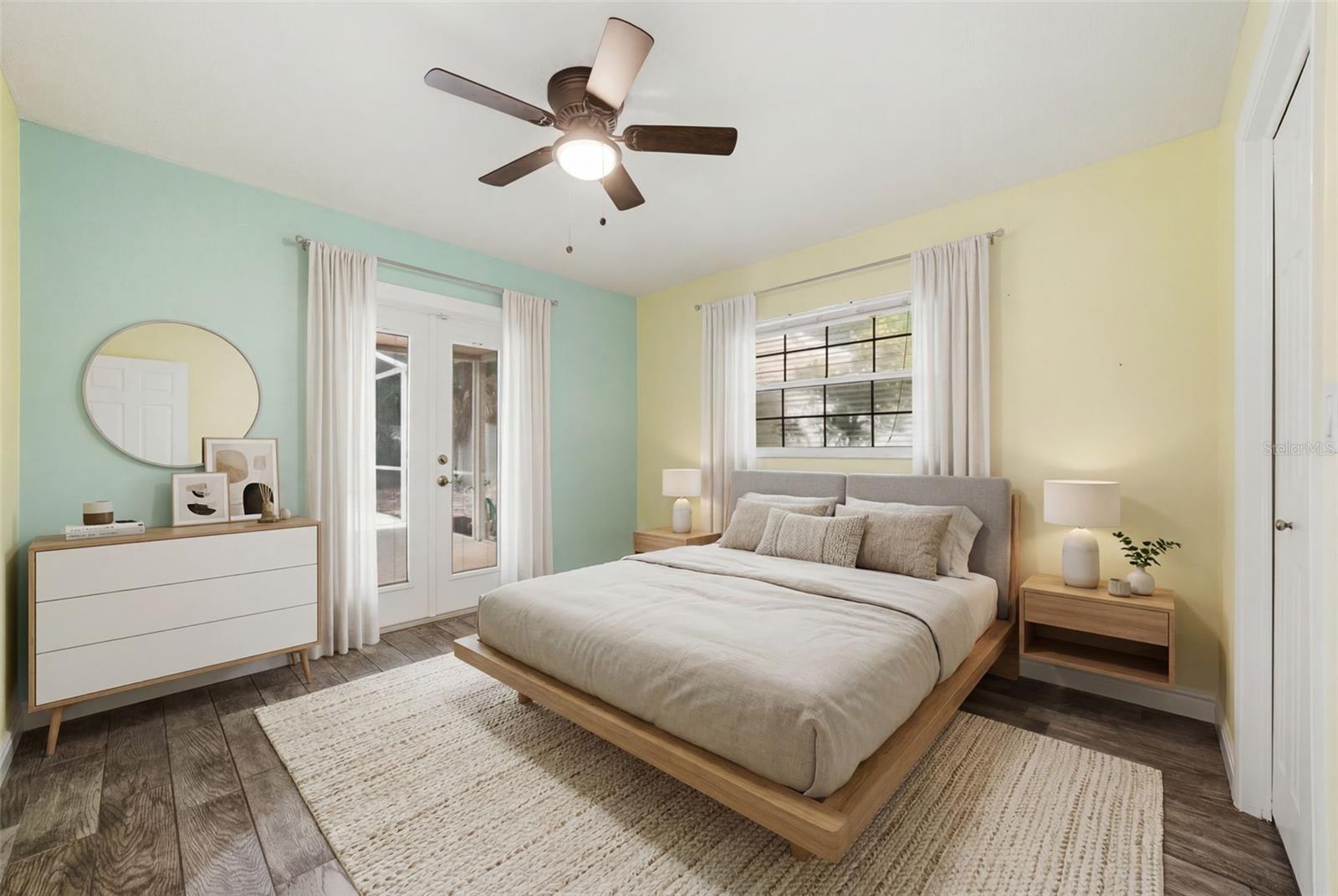 PINE LAKES - Residential
