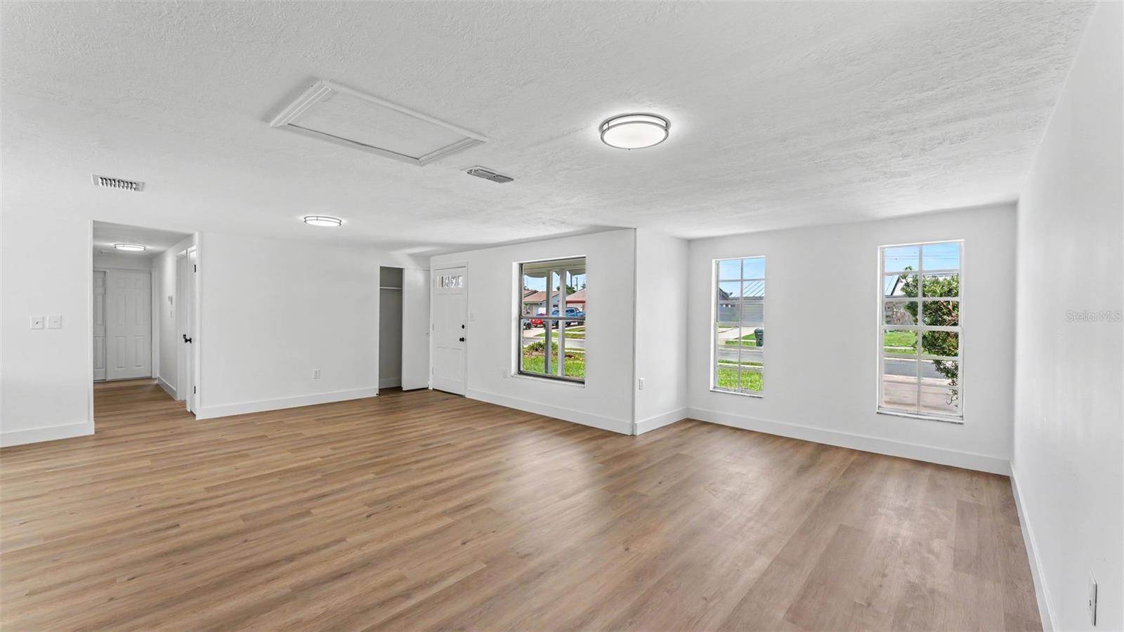 TRADEWINDS 4TH ADD - Residential