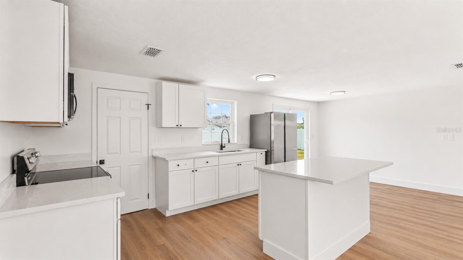 TRADEWINDS 4TH ADD - Residential