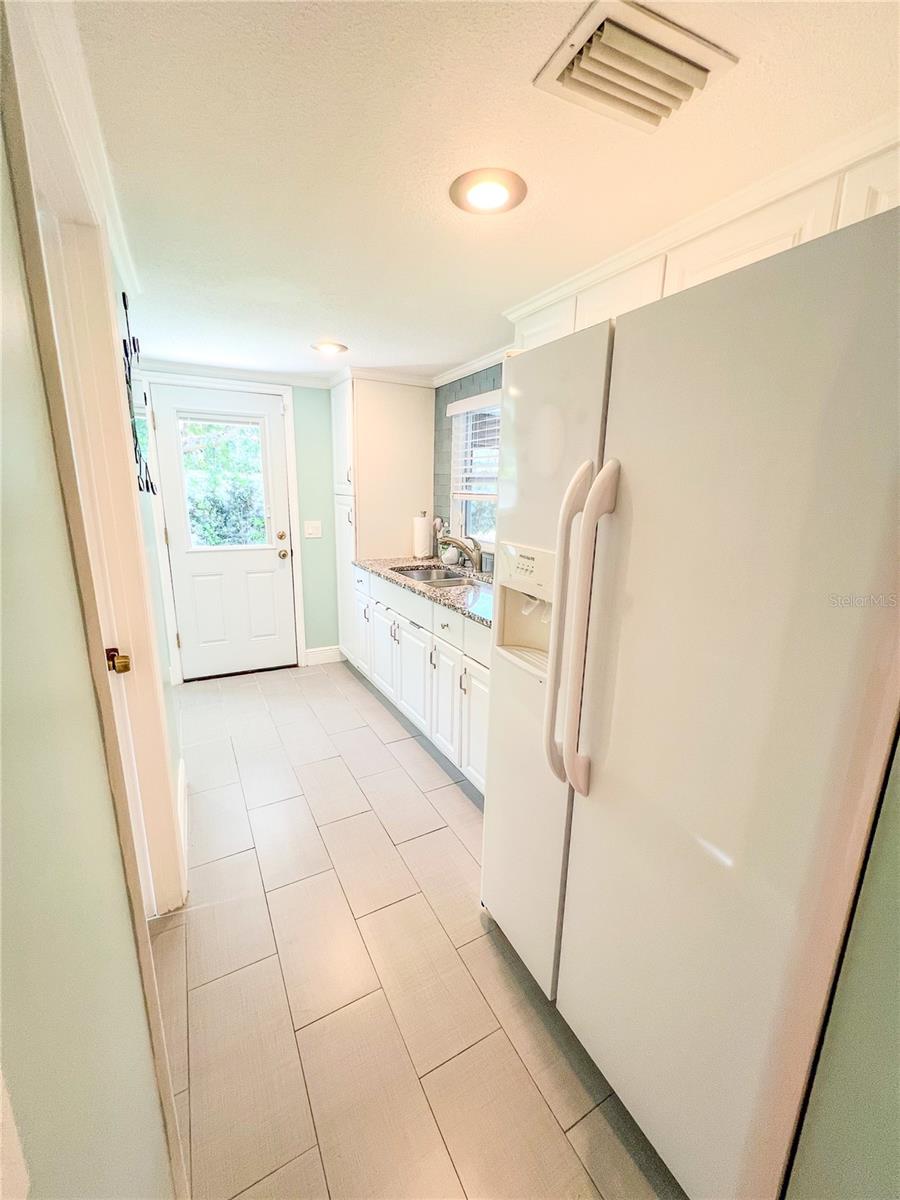 SEMINOLE PARK - Residential Lease