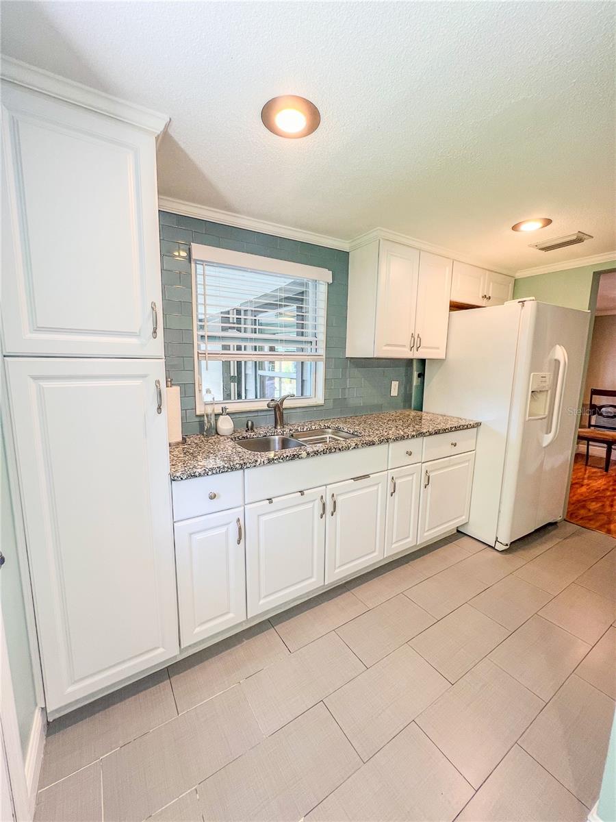SEMINOLE PARK - Residential Lease