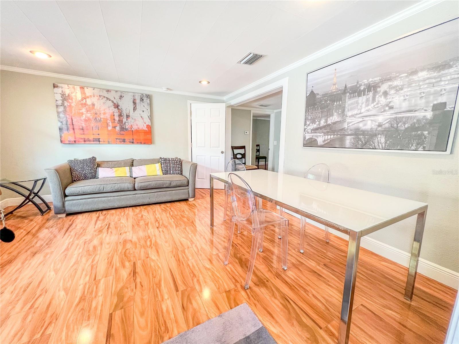SEMINOLE PARK - Residential Lease
