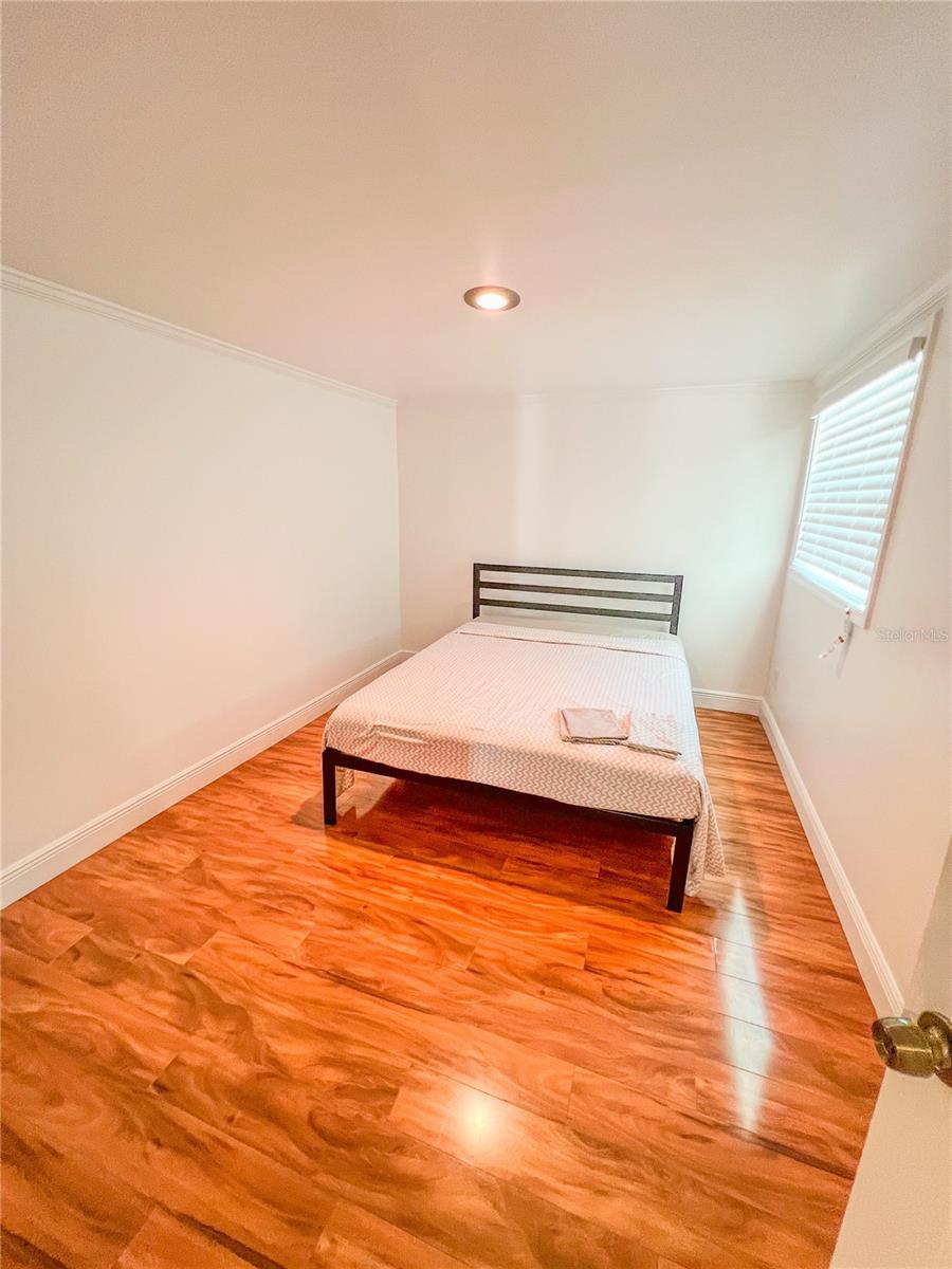 SEMINOLE PARK - Residential Lease
