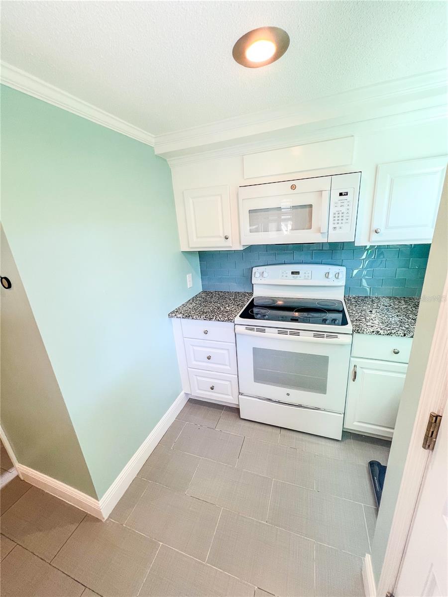 SEMINOLE PARK - Residential Lease