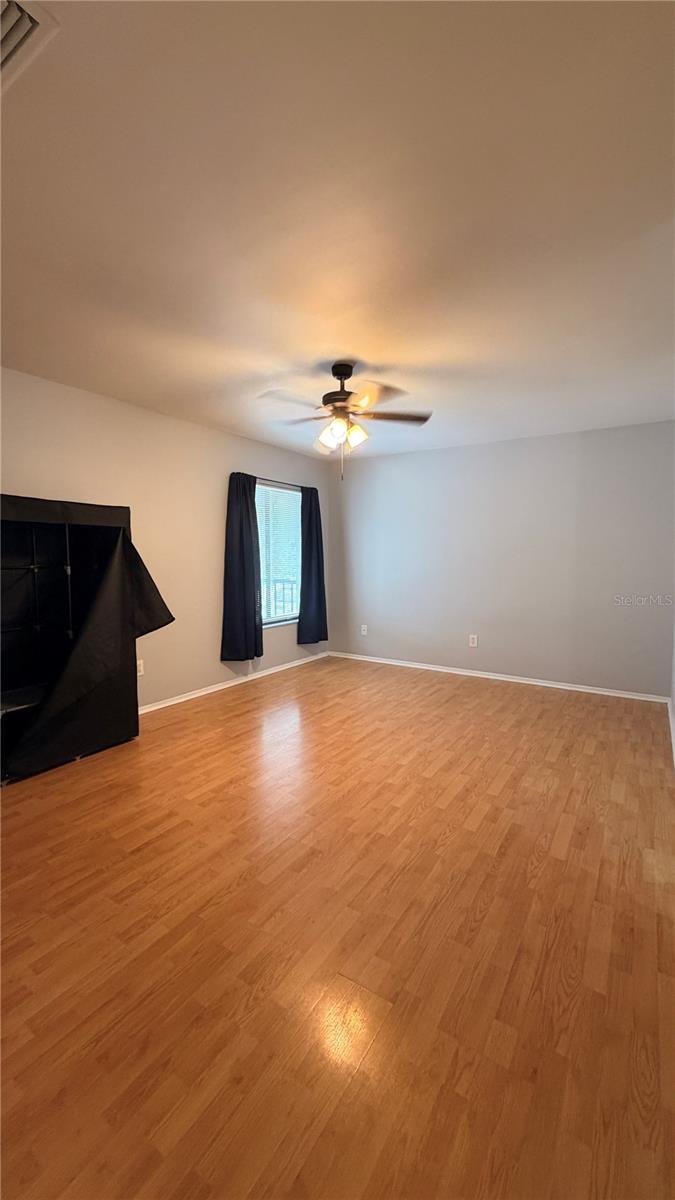 PINE SHADOWS CONDO PH 05 - Residential