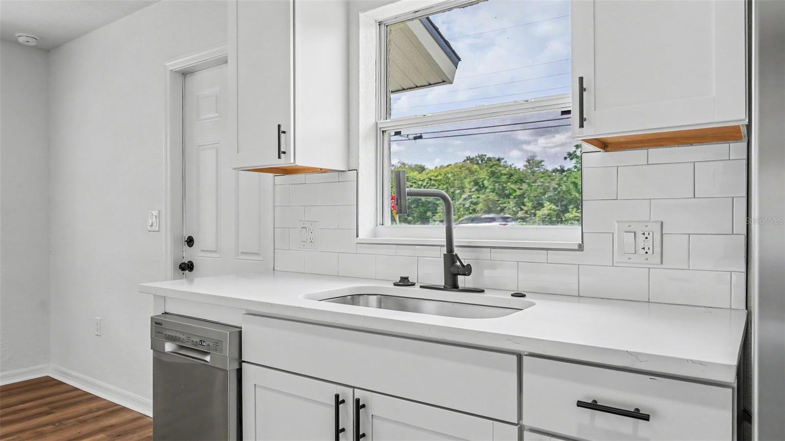 PRESHA SUB - Residential