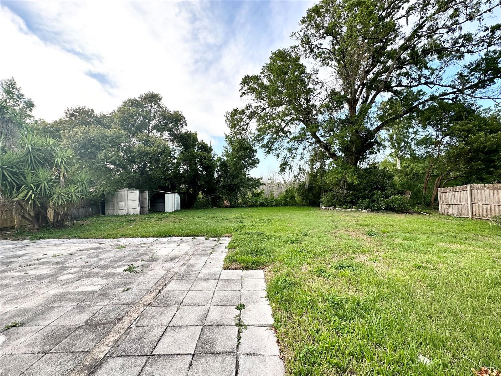 CARLSON PARK - Residential Lease
