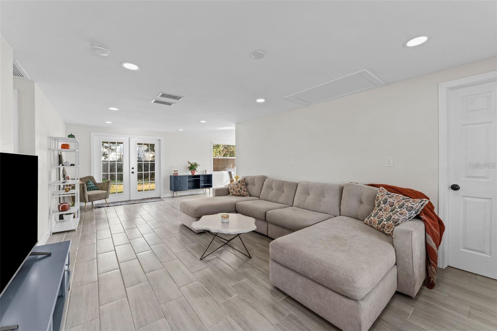 SHORE ACRES BAYOU GRANDE SEC - Residential