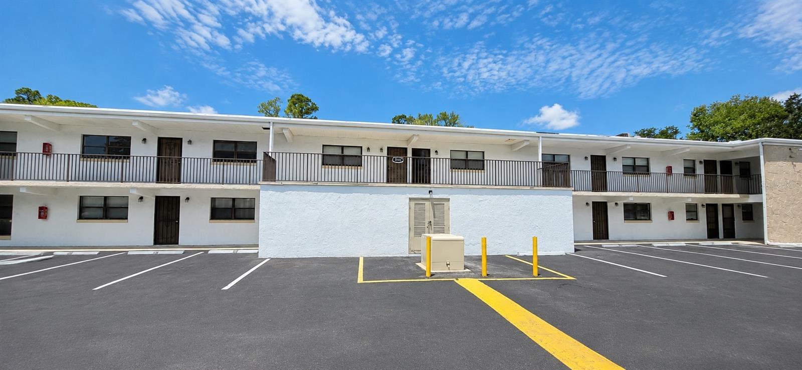 DAYTONA BEACH GOLF & COUNTRY CLUB - Residential