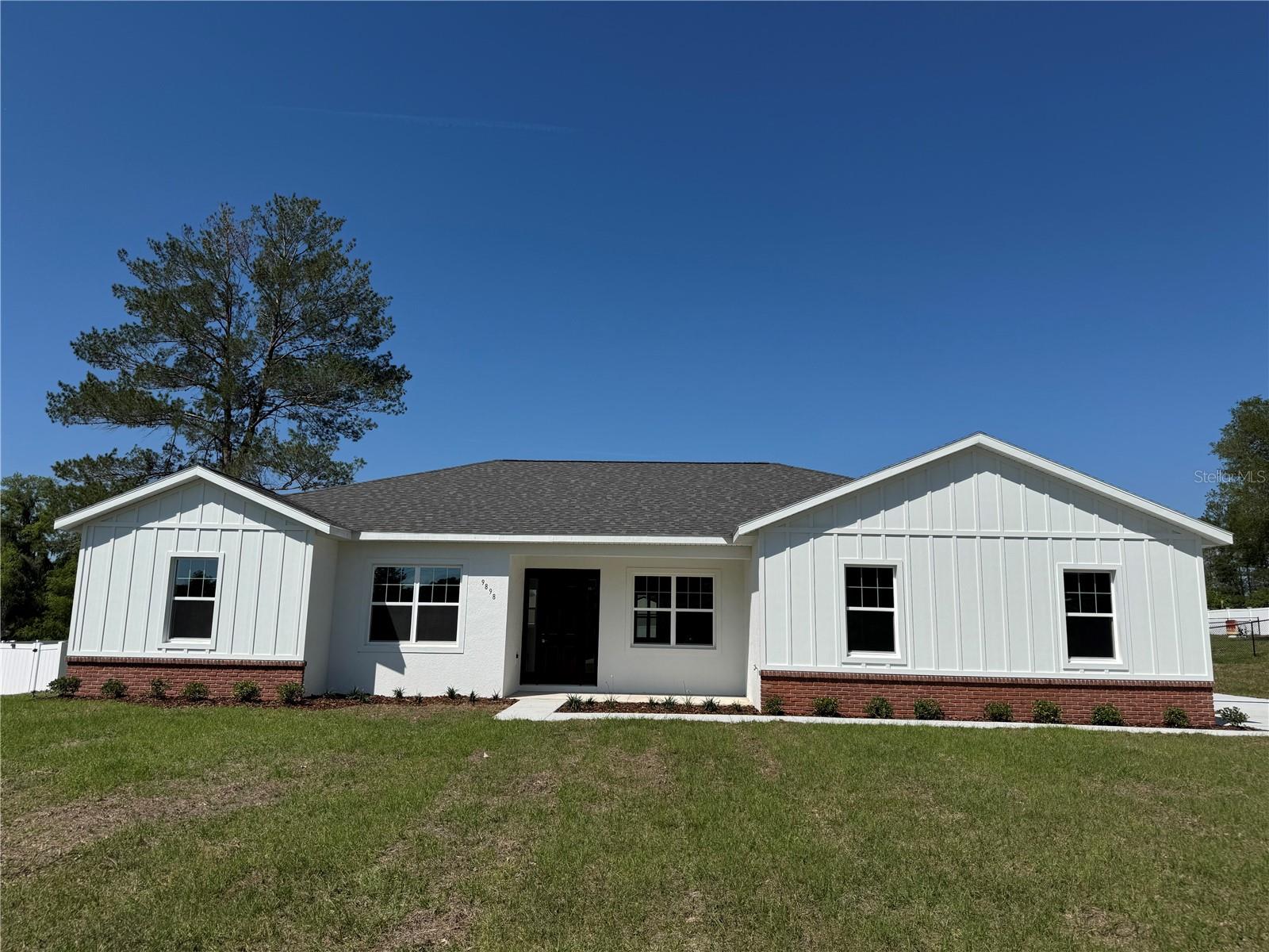 OCALA WATERWAY ESTATE - Residential