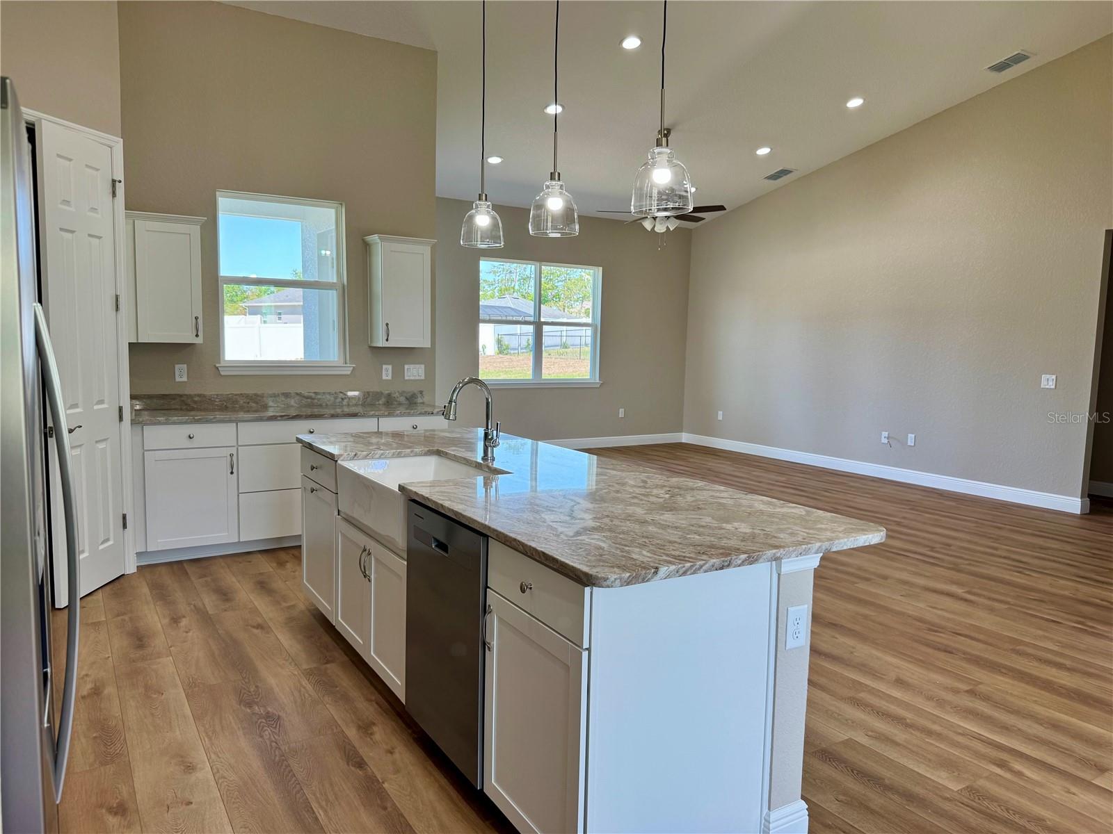 OCALA WATERWAY ESTATE - Residential