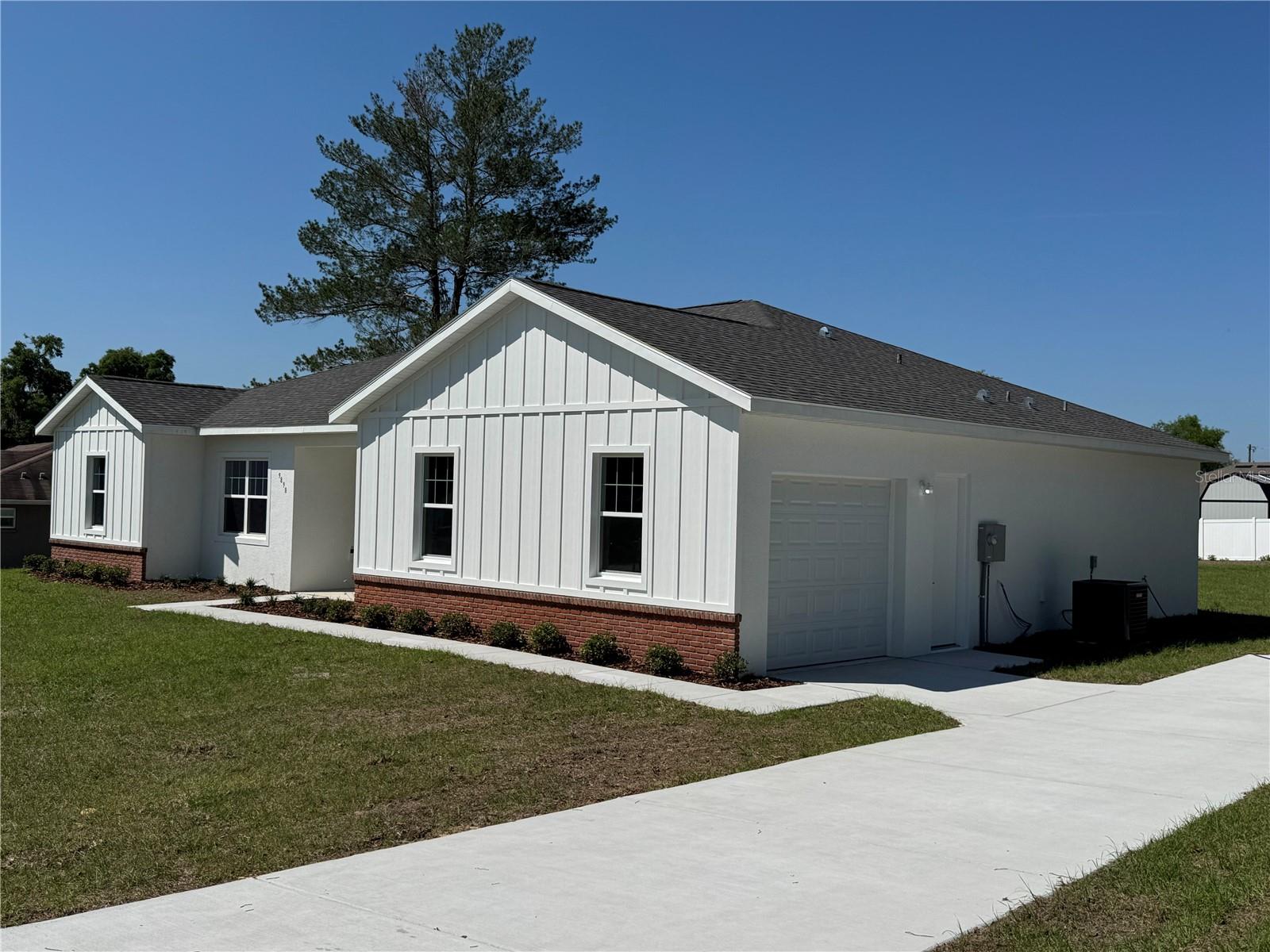 OCALA WATERWAY ESTATE - Residential