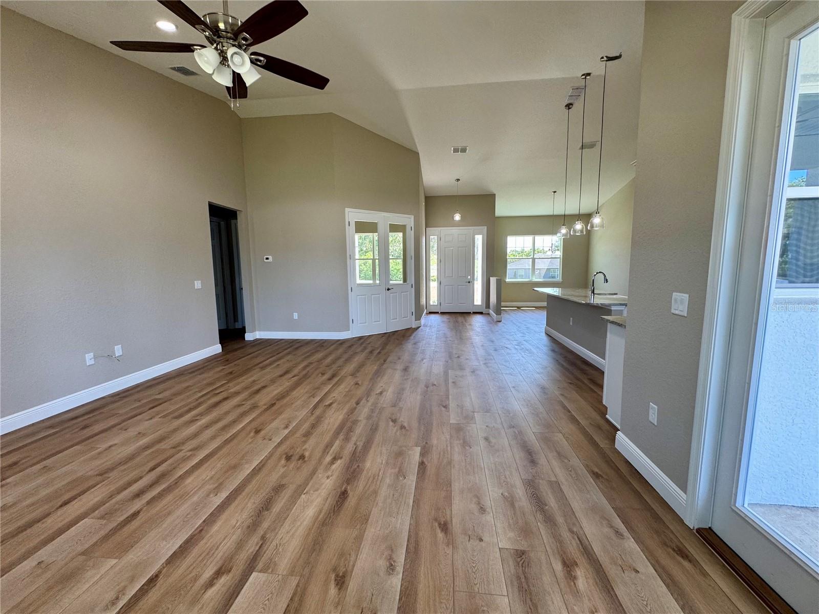 OCALA WATERWAY ESTATE - Residential