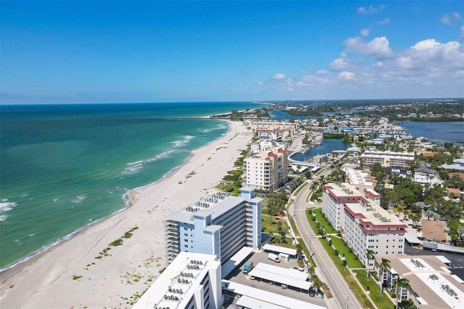 GULF HORIZONS - Residential