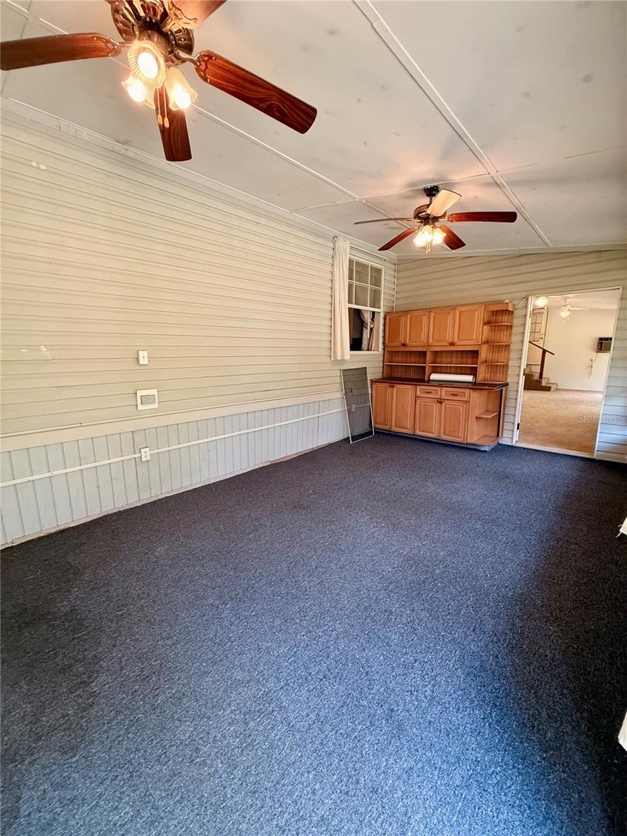 FOX GROVE FARMS - Residential