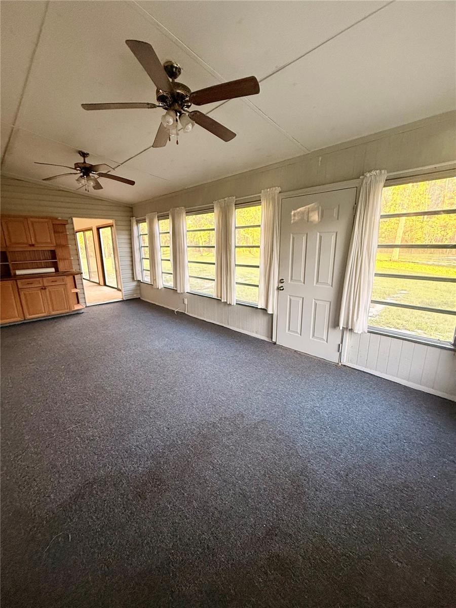FOX GROVE FARMS - Residential