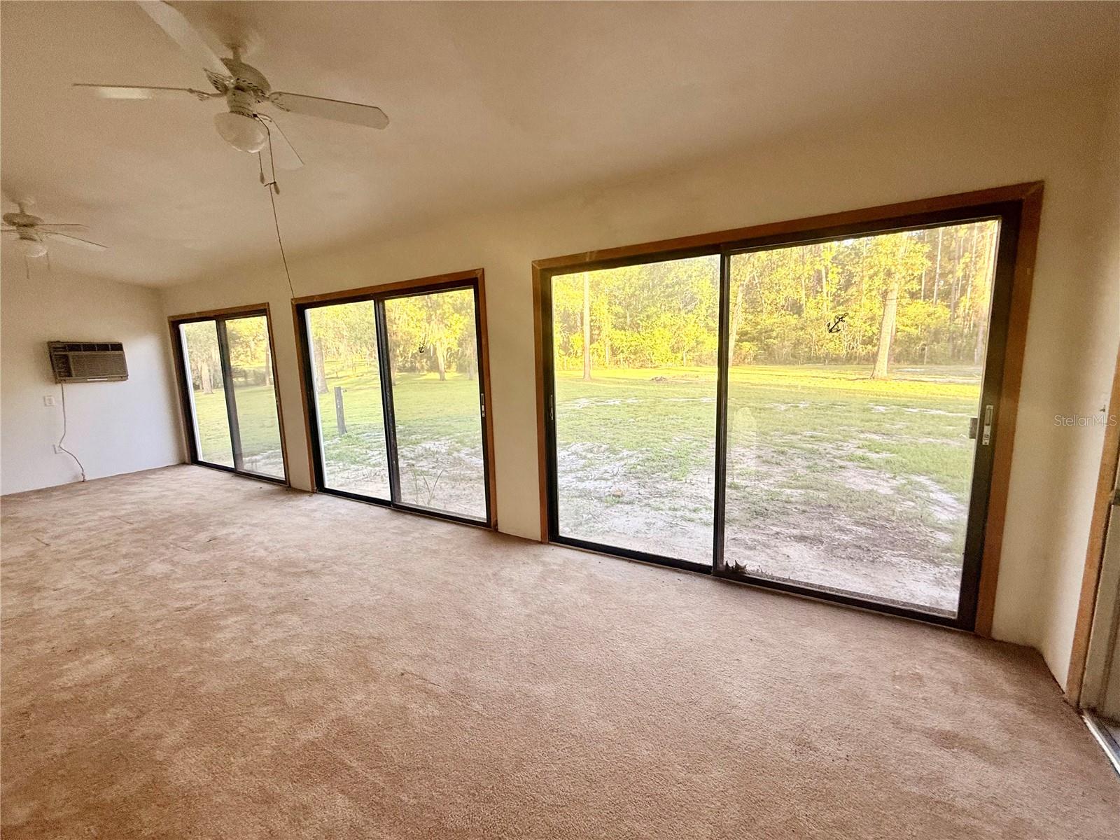 FOX GROVE FARMS - Residential
