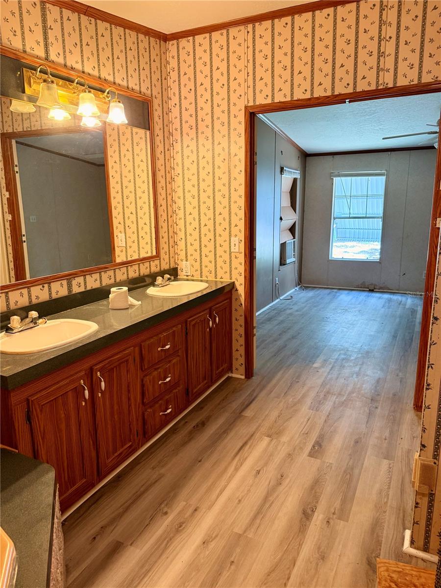 FOX GROVE FARMS - Residential