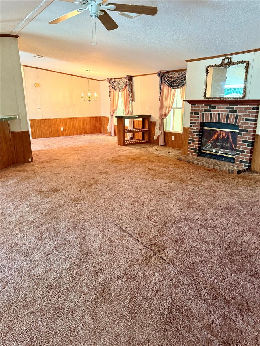 FOX GROVE FARMS - Residential