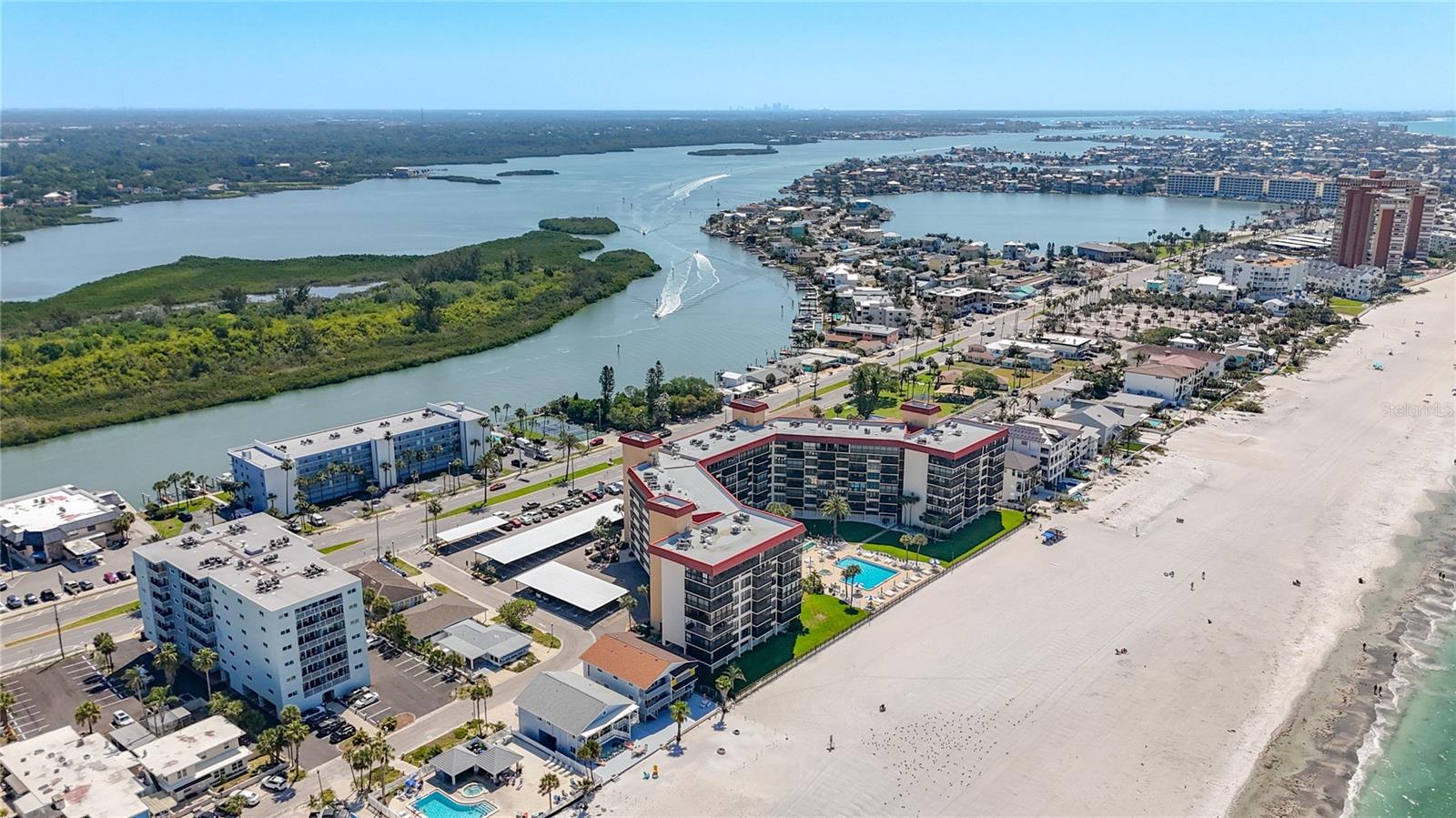 SHORE MARINER THE CONDO - Residential