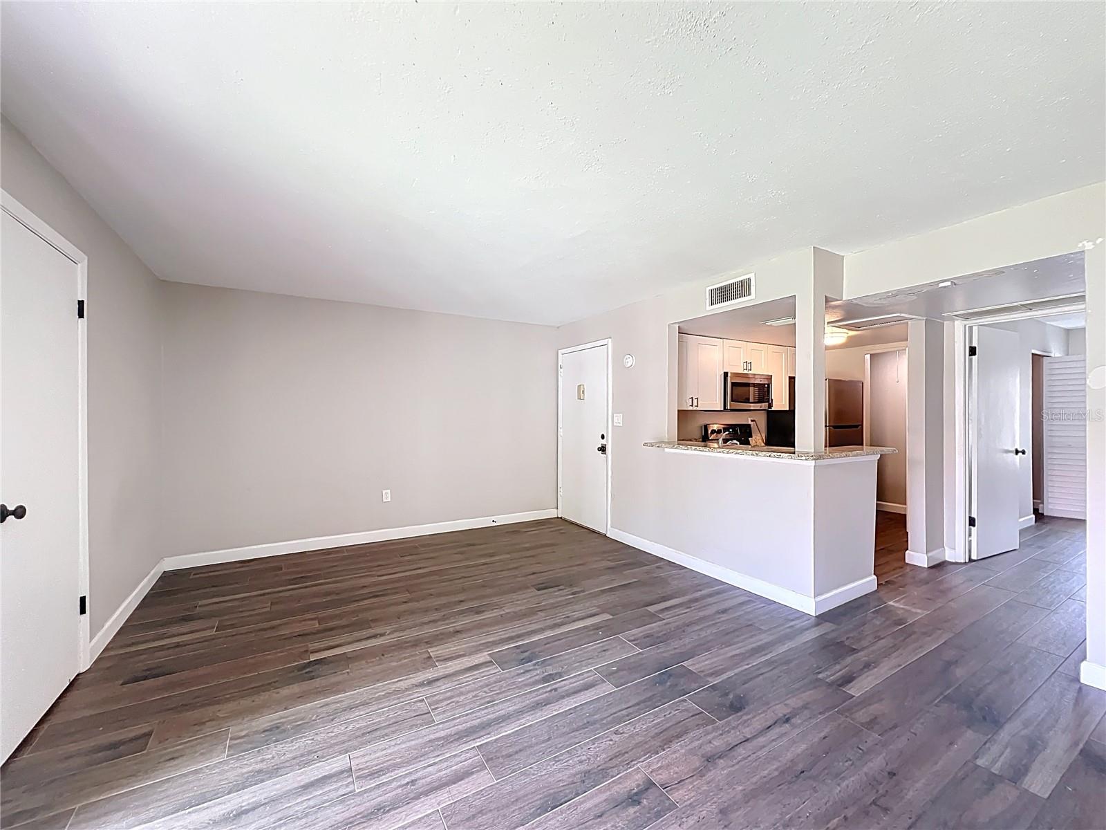 SANDY COVE - Residential