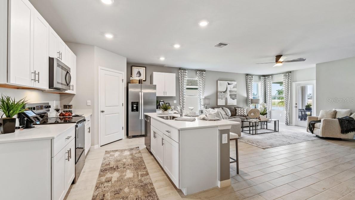 CORAL LAKES - CORAL CREEK - Residential