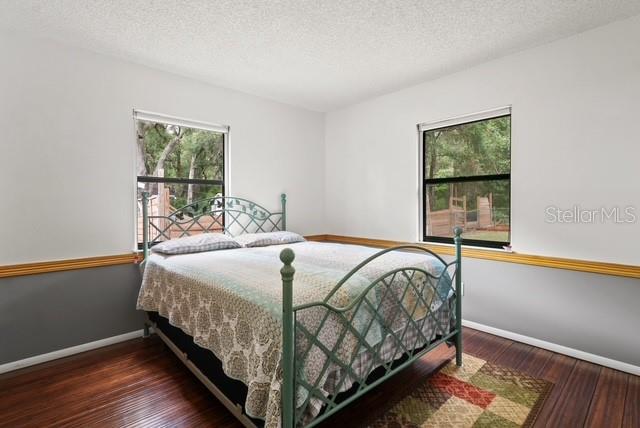 RIDGE MANOR KNOLLWOOD - Residential