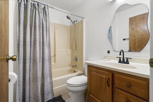 RIDGE MANOR KNOLLWOOD - Residential