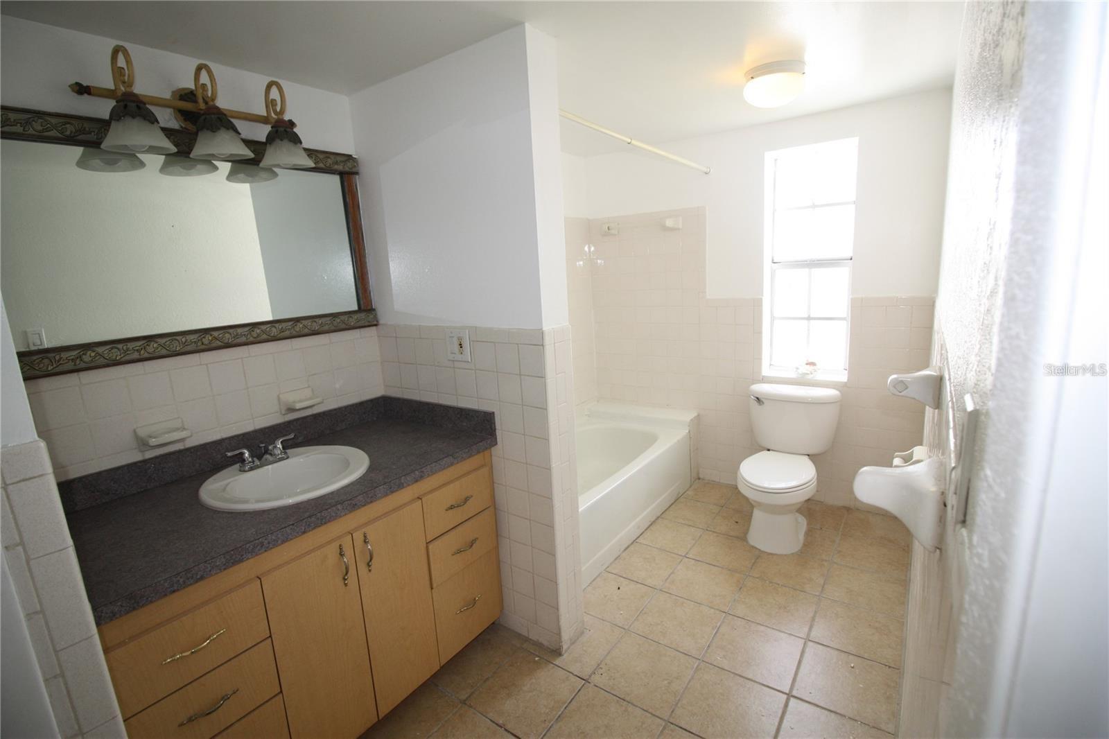 GOLFSIDE VILLAS CONDO - Residential