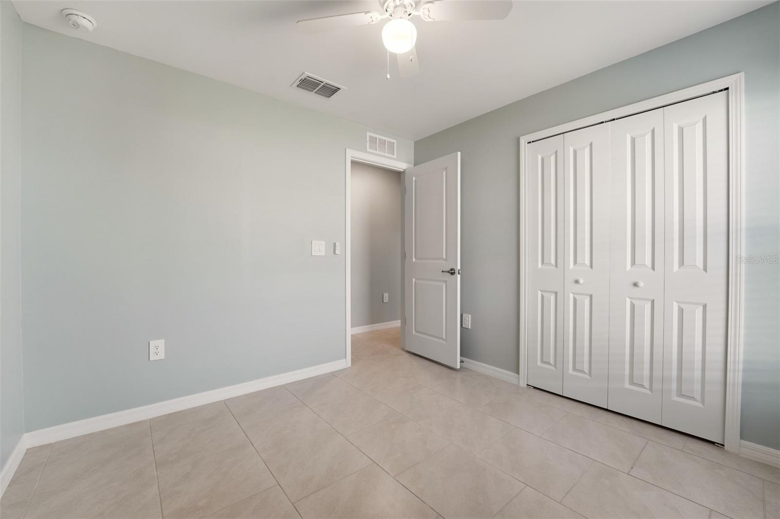 ROTONDA LAKES - Residential