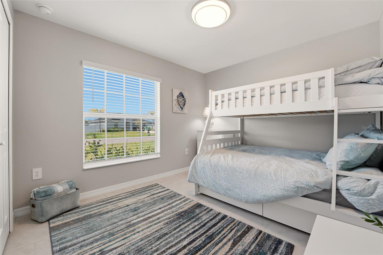 ROTONDA LAKES - Residential