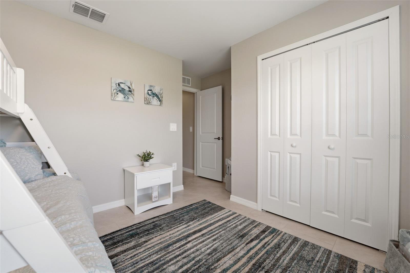 ROTONDA LAKES - Residential