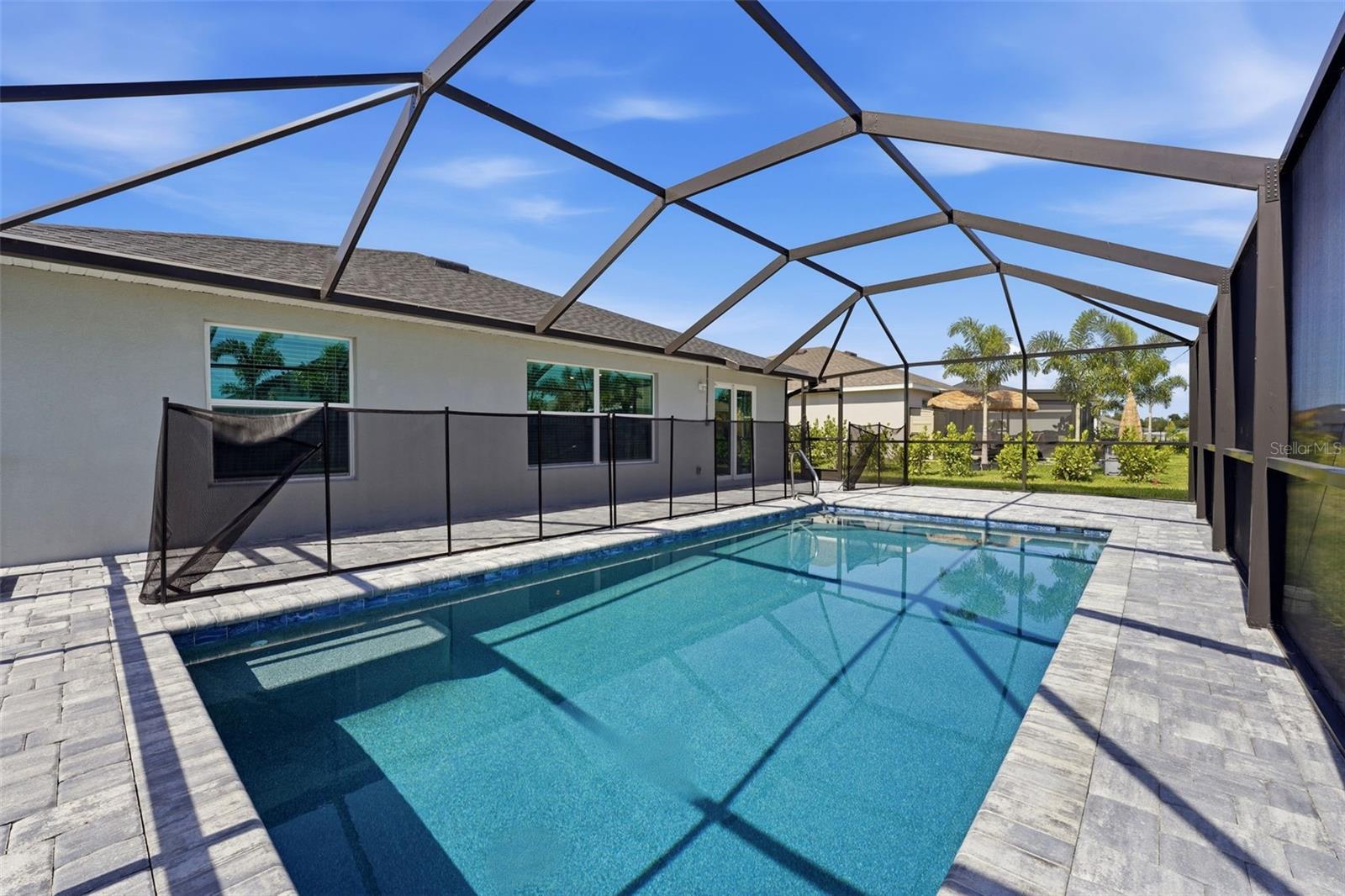 ROTONDA LAKES - Residential