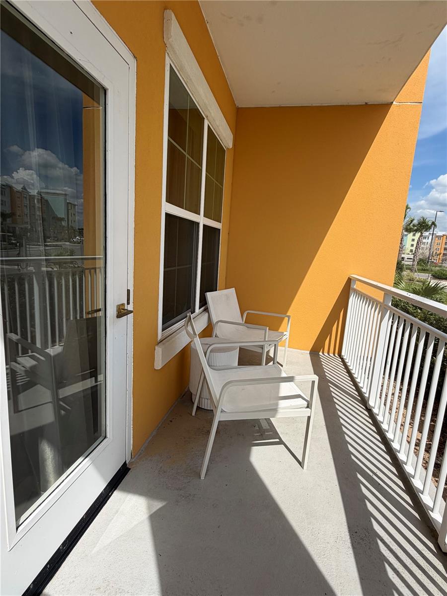 SUNSET WALK HOTEL CONDO PH 1 - Residential