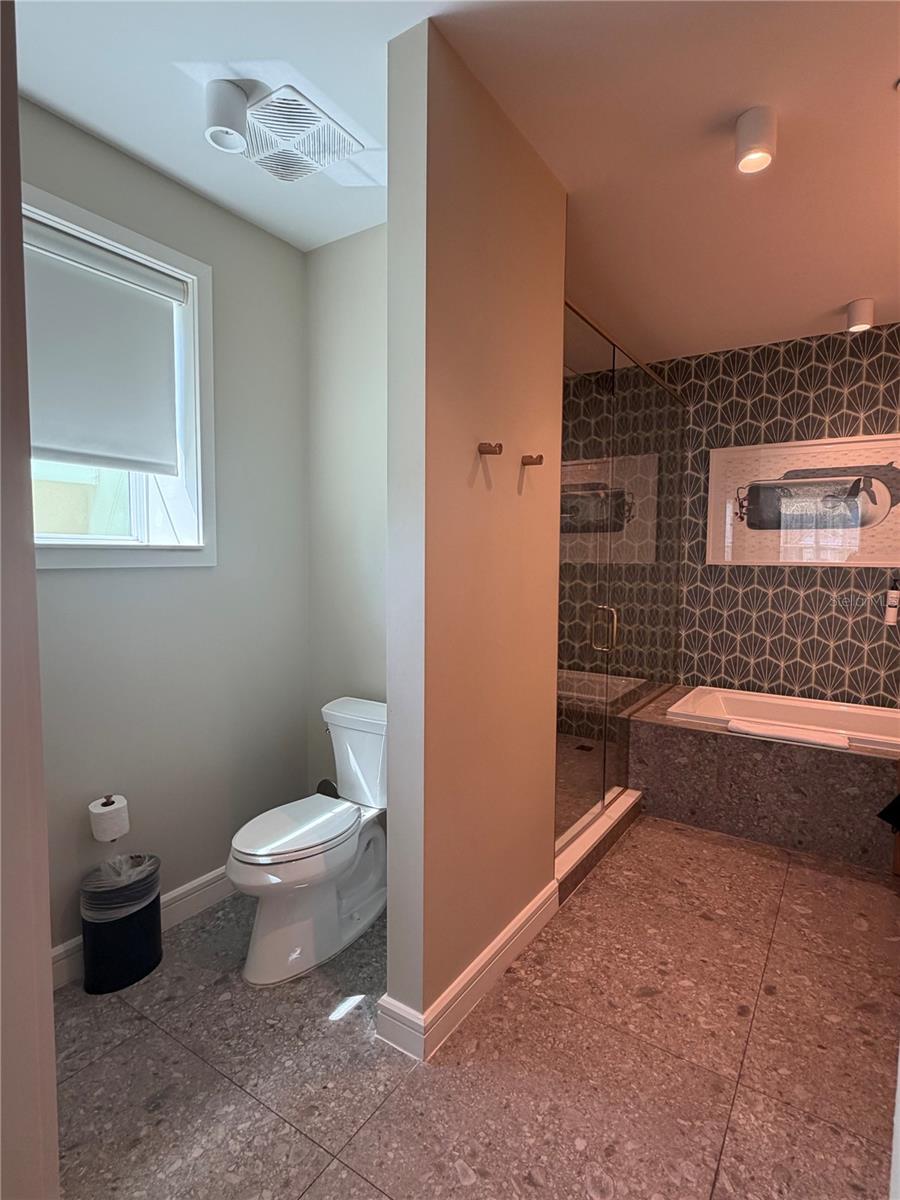 SUNSET WALK HOTEL CONDO PH 1 - Residential