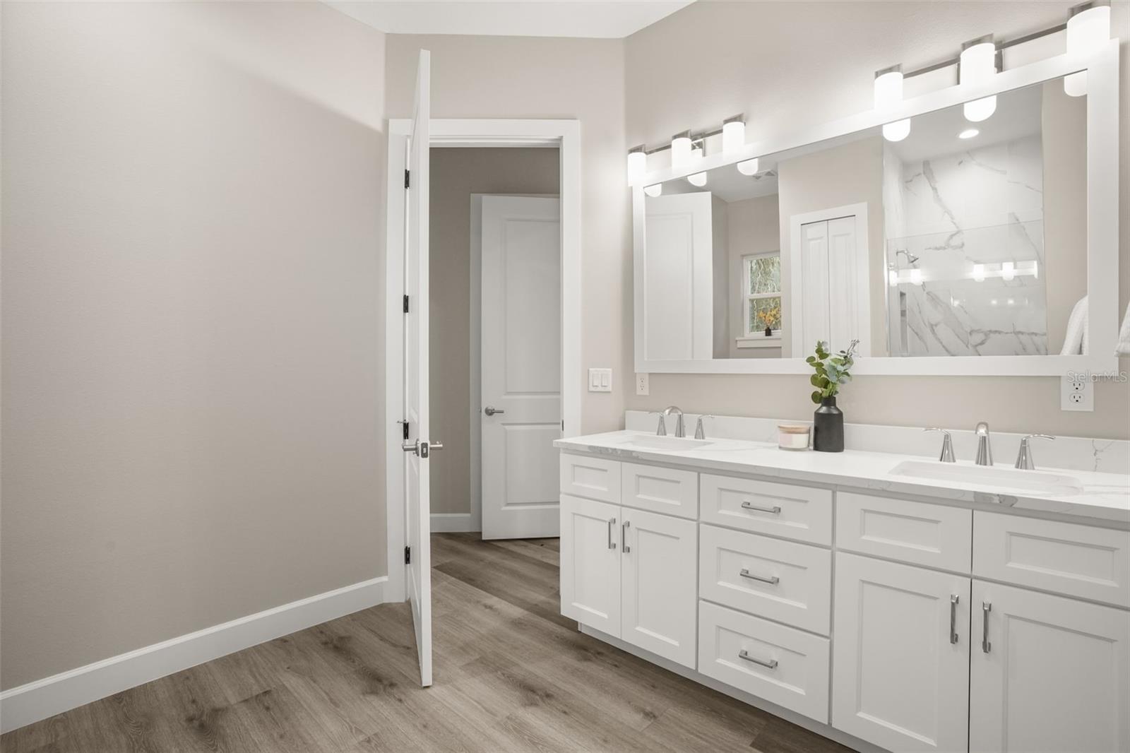 COLLEGE PARK THIRD ADD - Residential