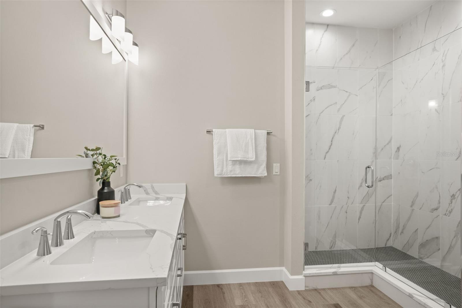 COLLEGE PARK THIRD ADD - Residential
