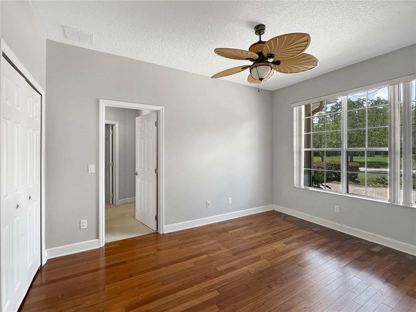 LIVE OAK RESERVE UNIT THREE - Residential Lease