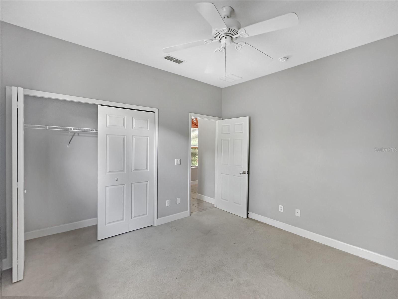 LIVE OAK RESERVE UNIT THREE - Residential Lease