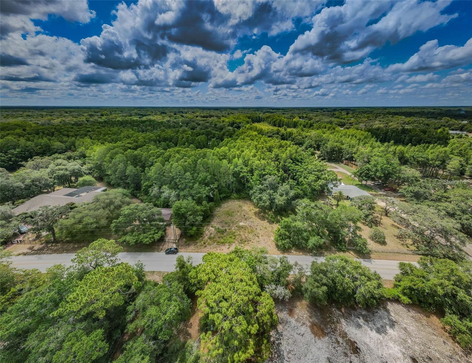 GOLDEN ACRES - Land