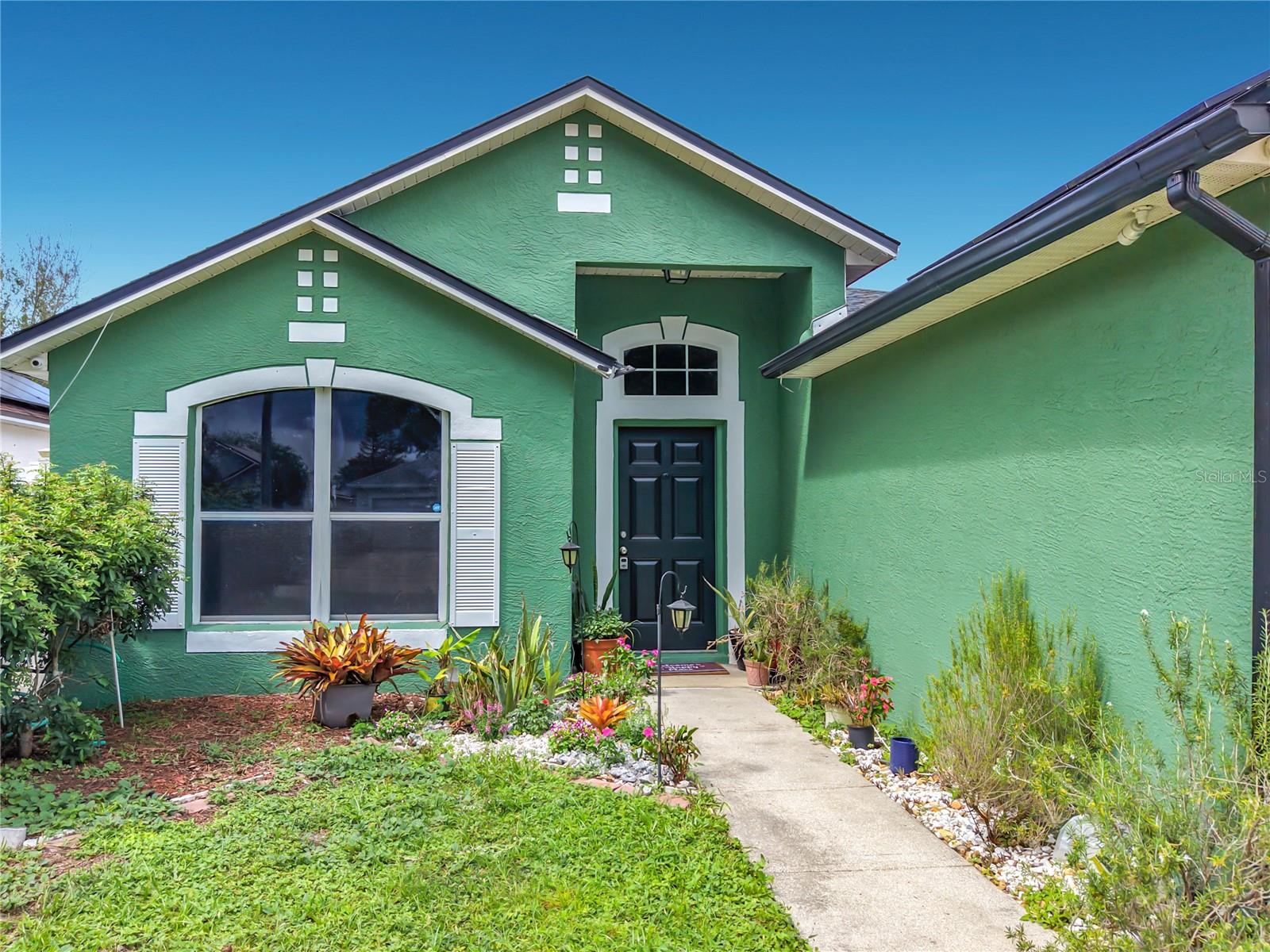 CHAPMAN LAKES - Residential