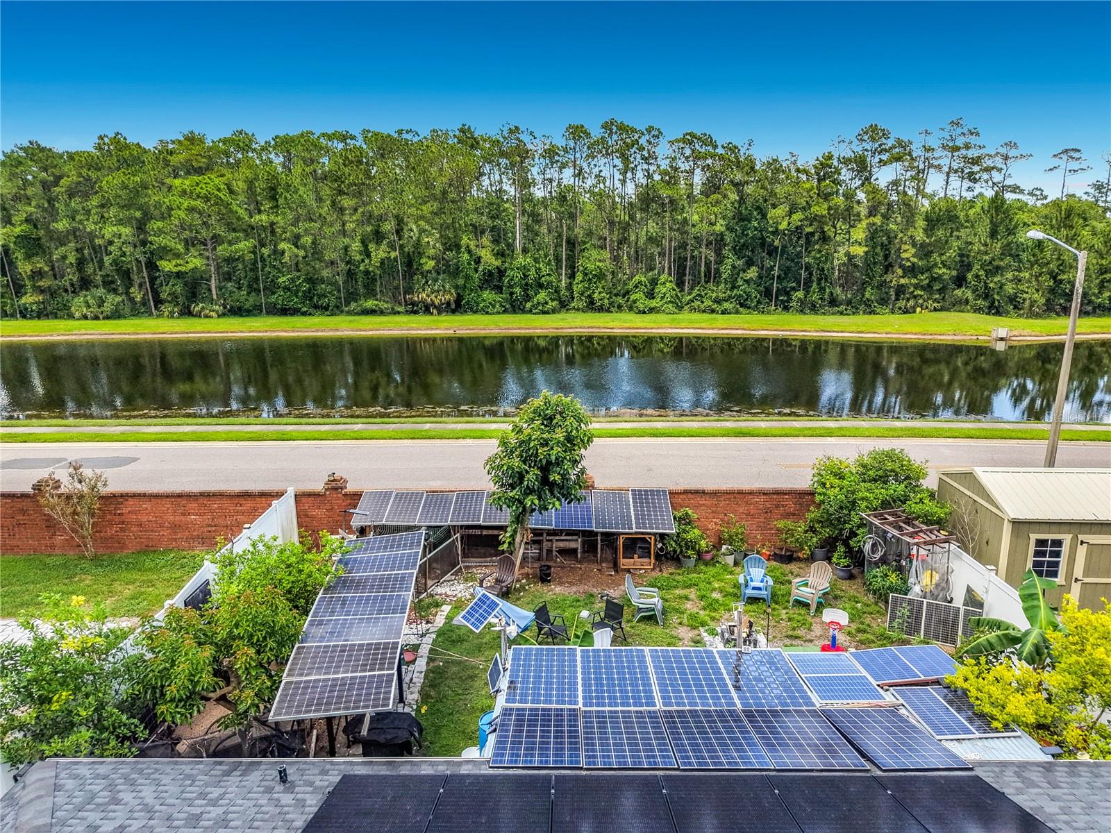 CHAPMAN LAKES - Residential