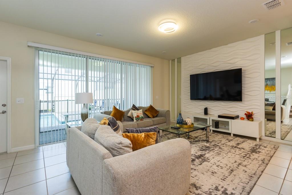 WINDSOR ISLAND - Residential